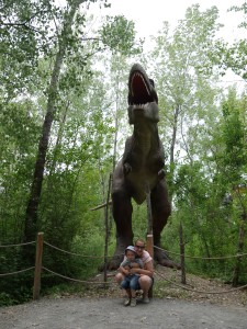 Tate and Mummy with a T-Rex.